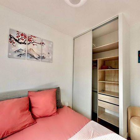 Le Boudoir - 2 Pieces Et Parking Apartment Le Plessis-Robinson Luaran gambar